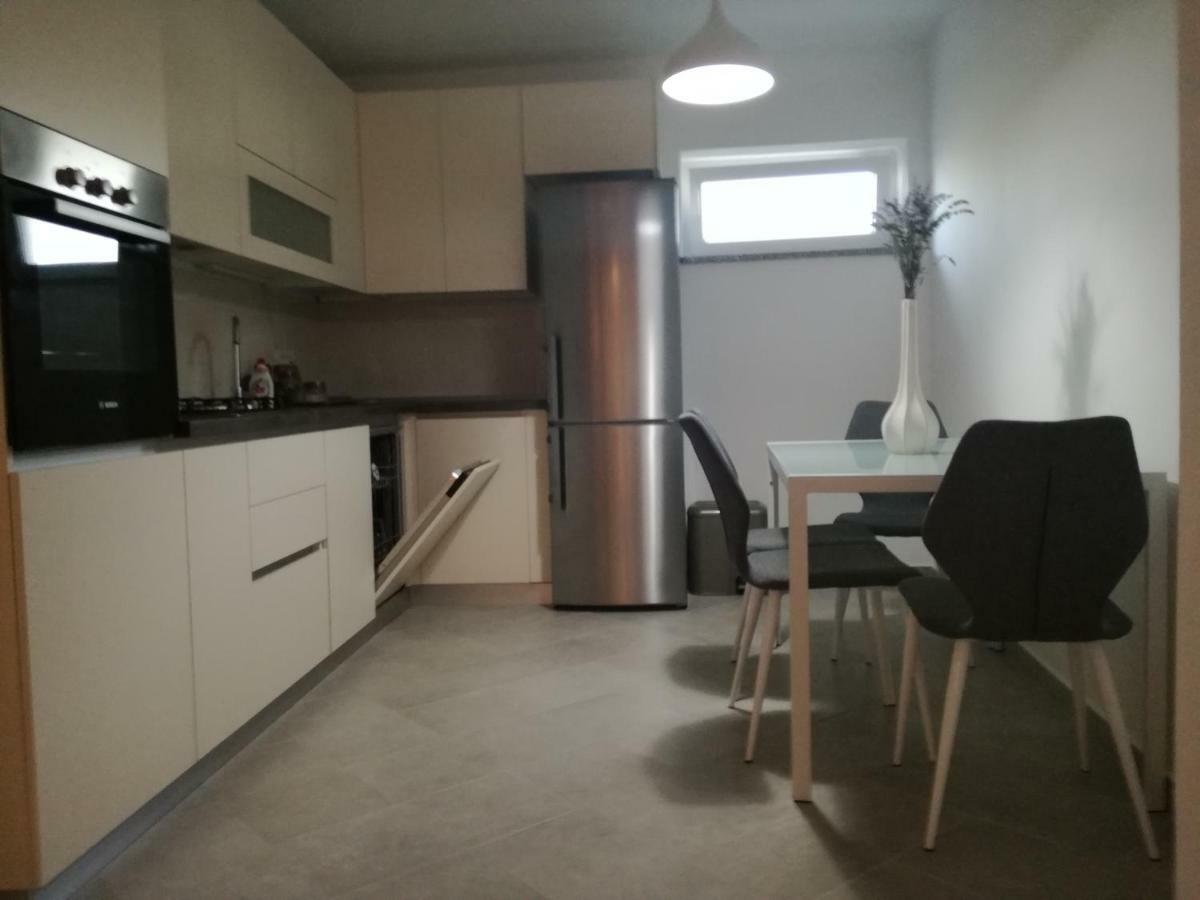 Villa Kuca Za Odmor Pende à Banjol Extérieur photo